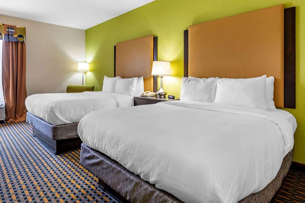 Comfort Inn & Suites Asheboro East Chambre photo