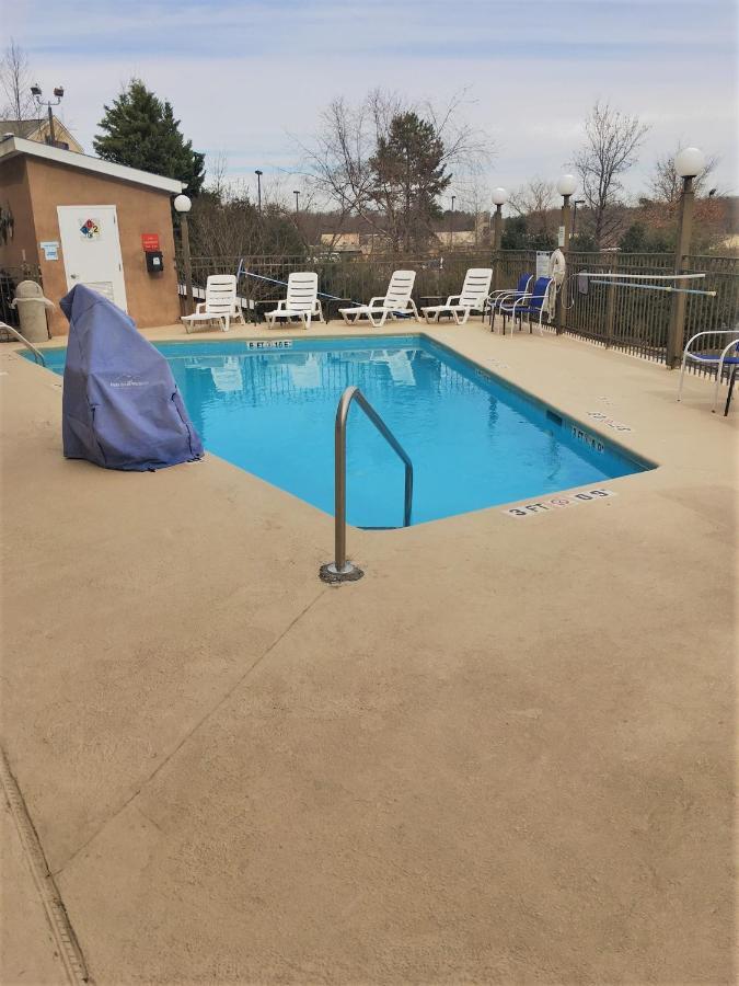 Comfort Inn & Suites Asheboro East Extérieur photo
